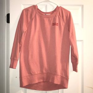 “Out of office” pullover